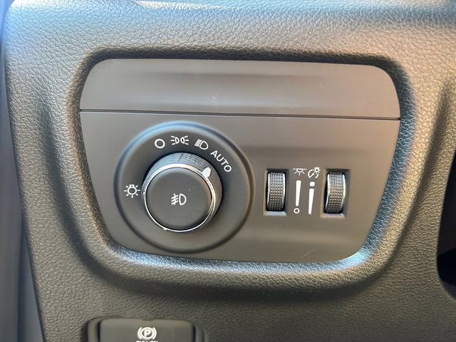 2026 Baltic Gray Metallic Clearcoat Jeep Grand Cherokee L Limited 4X4 SUV