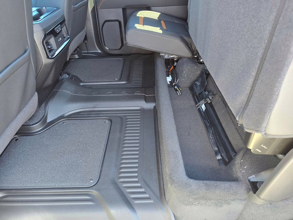 2026 Sterling Metallic GMC Sierra 2500HD AT4 4X4 Truck