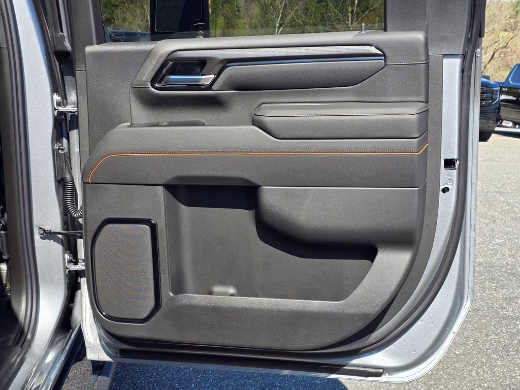 2026 Sterling Metallic GMC Sierra 2500HD AT4 4X4 Truck