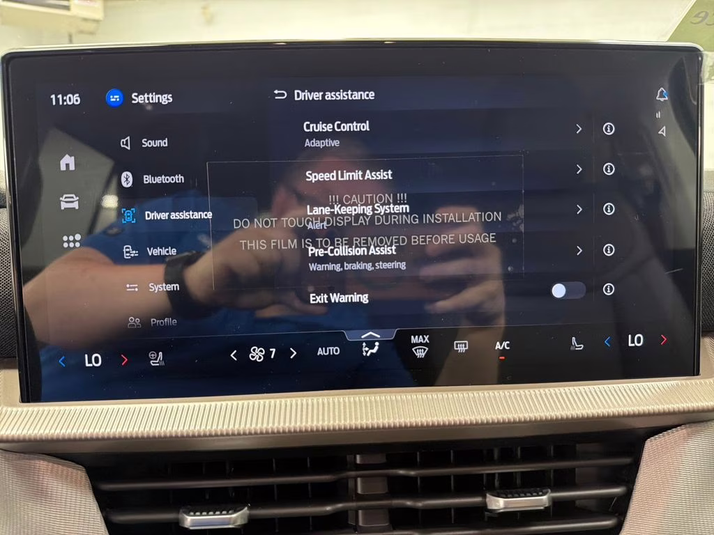 2026 STAR WHITE Ford Explorer Active RWD SUV