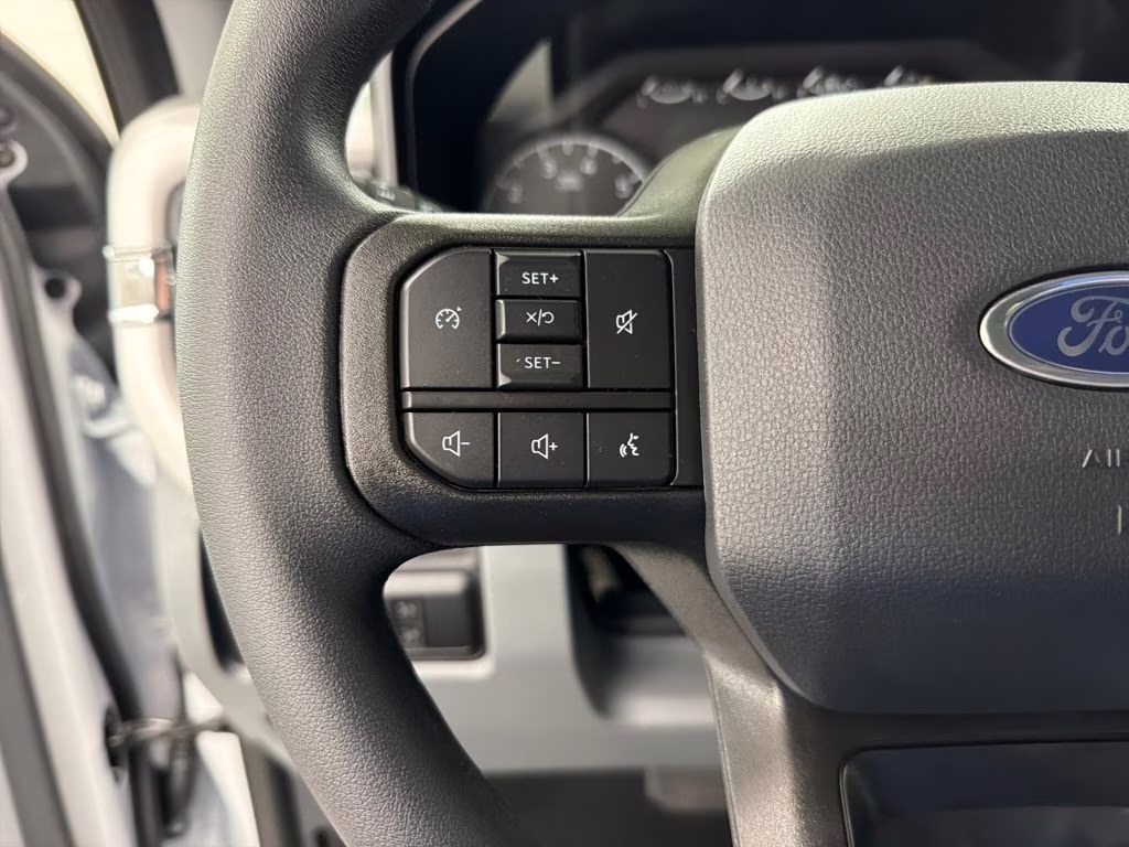 2026 OXFORD WHITE Ford Super Duty F-250 SRW STX 4X4 Truck