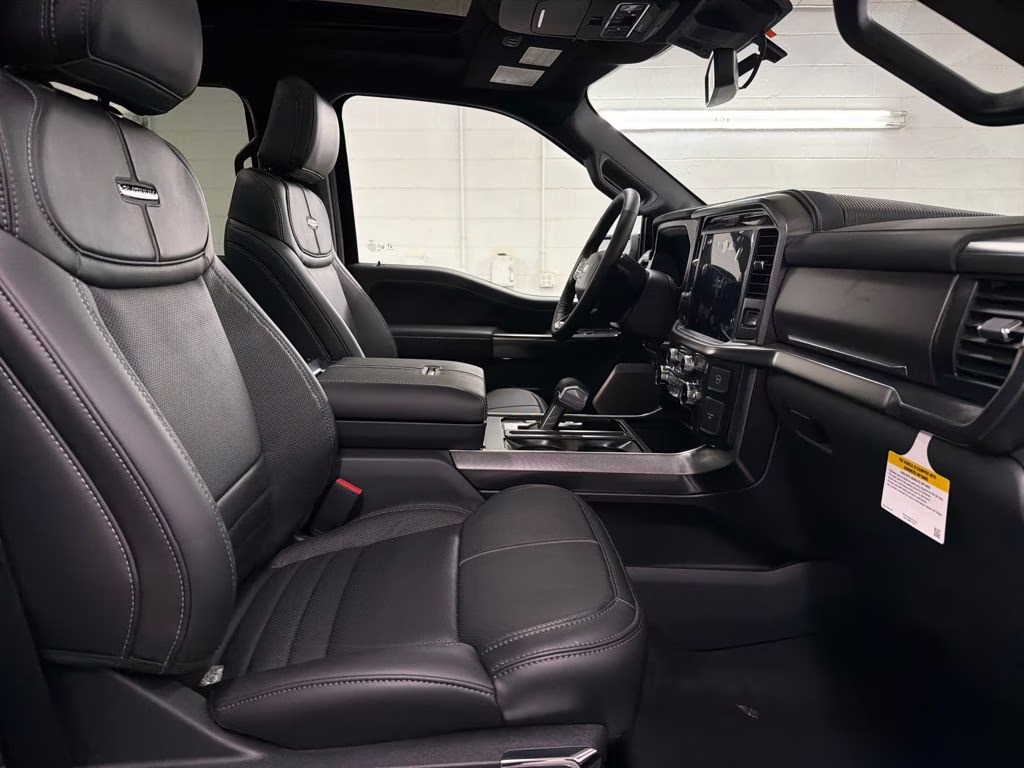 2026 AGATE BLACK Ford F-150 Platinum 4X4 Truck