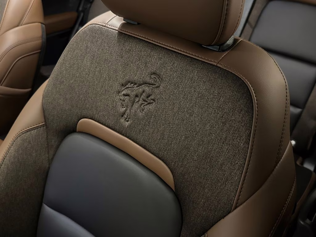 2026 Ruby Red Metallic Tinted Clearcoat Ford Bronco Sport Outer Banks 4X4 SUV