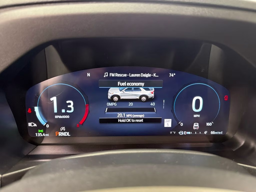 2026 STAR WHITE Ford Explorer Active RWD SUV