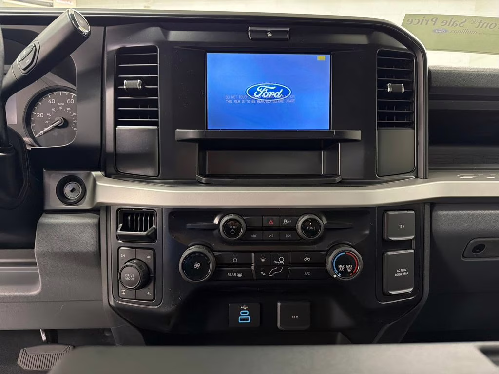 2026 OXFORD WHITE Ford Super Duty F-250 SRW STX 4X4 Truck