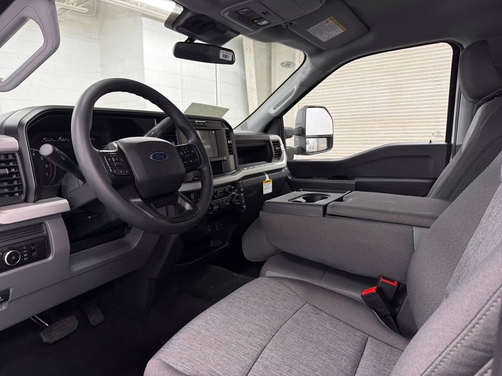 2026 OXFORD WHITE Ford Super Duty F-250 SRW STX 4X4 Truck