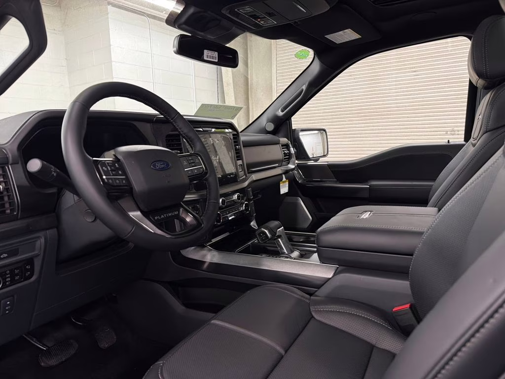2026 AGATE BLACK Ford F-150 Platinum 4X4 Truck