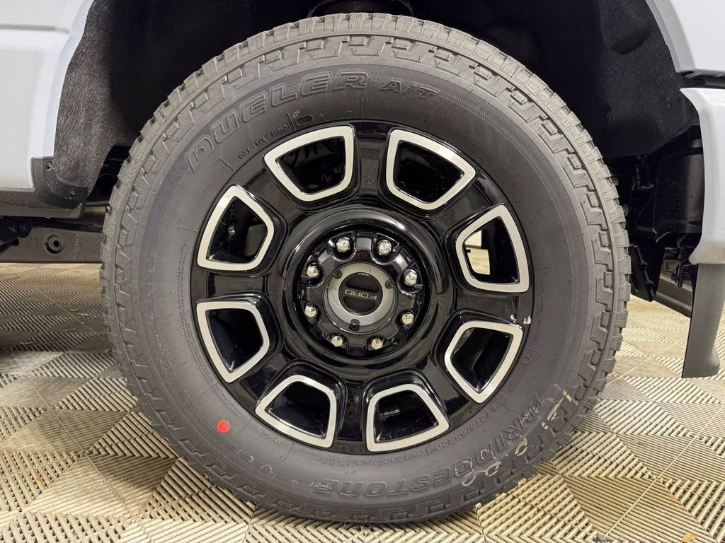 2026 Glacier Gray Metallic Tri-Coat Ford Super Duty F-250 SRW Platinum 4X4 Truck