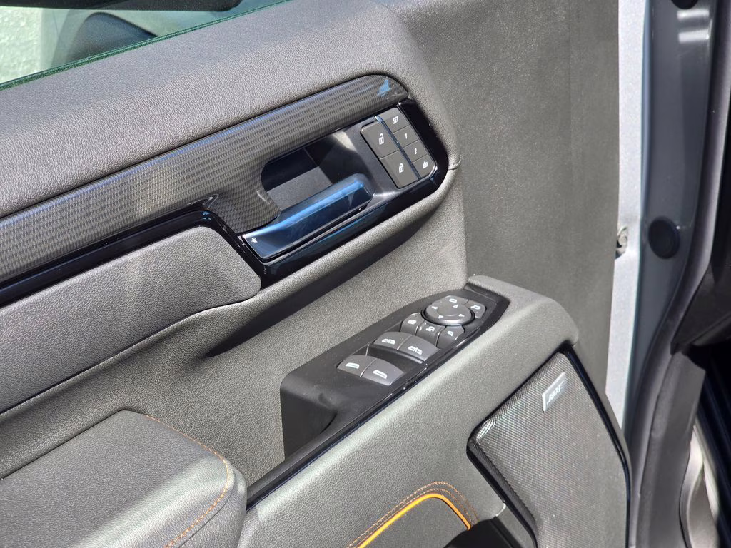 2026 Sterling Metallic GMC Sierra 2500HD AT4 4X4 Truck