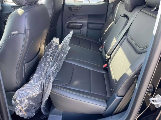 2025 Shadow Black Ford Maverick Lobo High AWD Truck