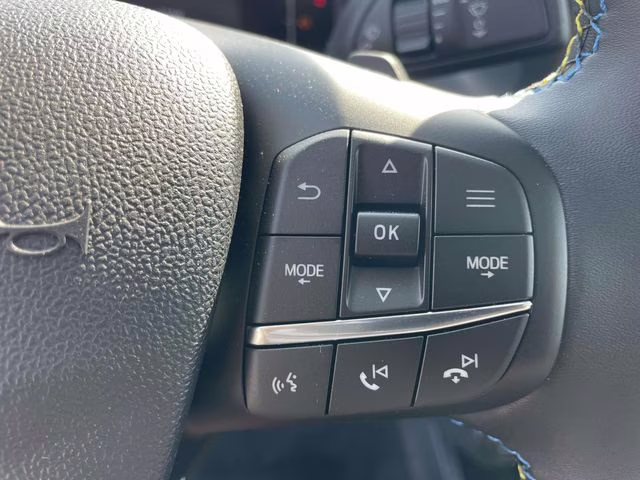 2025 Shadow Black Ford Maverick Lobo Standard AWD Truck