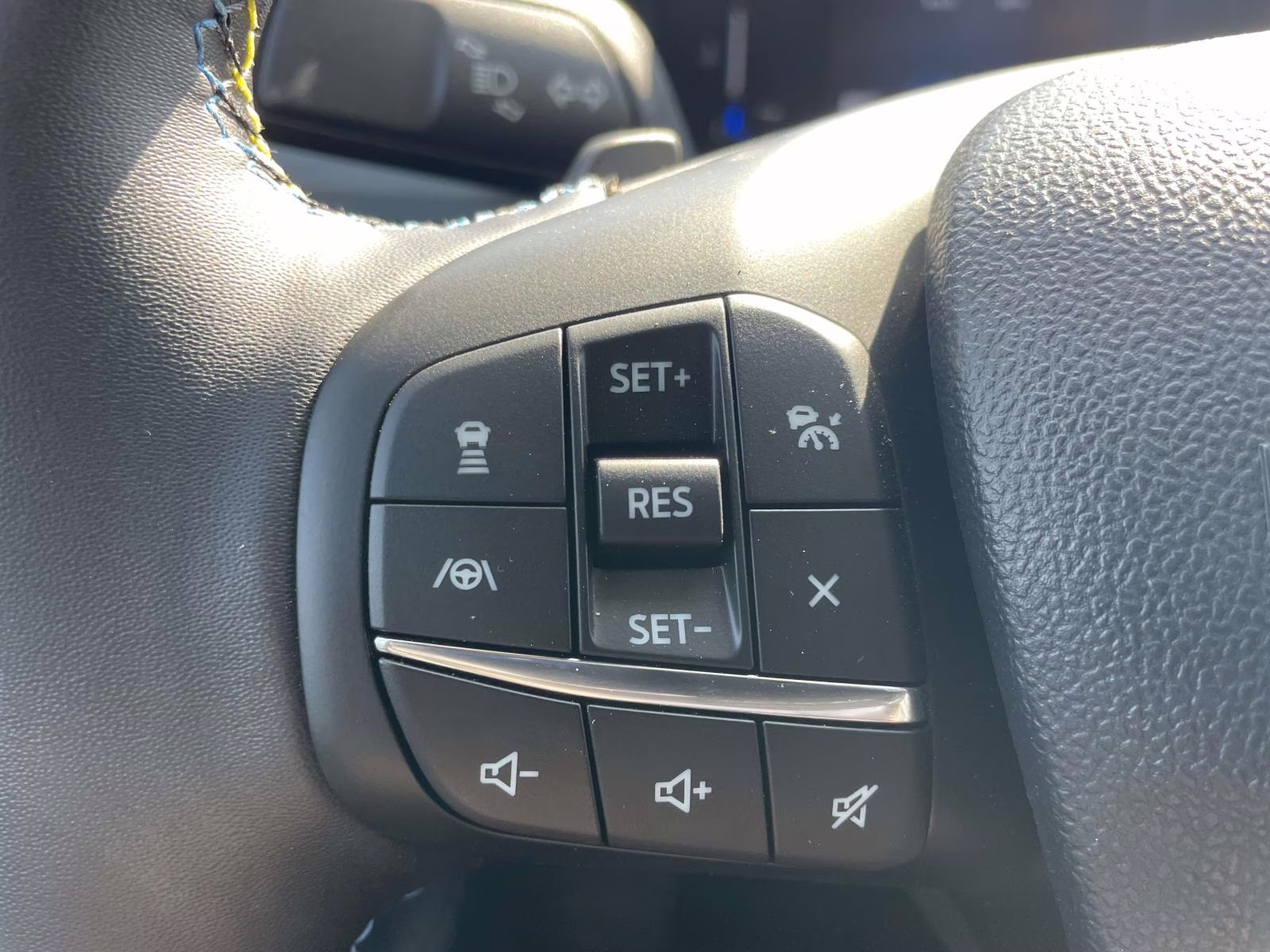 2025 Shadow Black Ford Maverick Lobo High AWD Truck