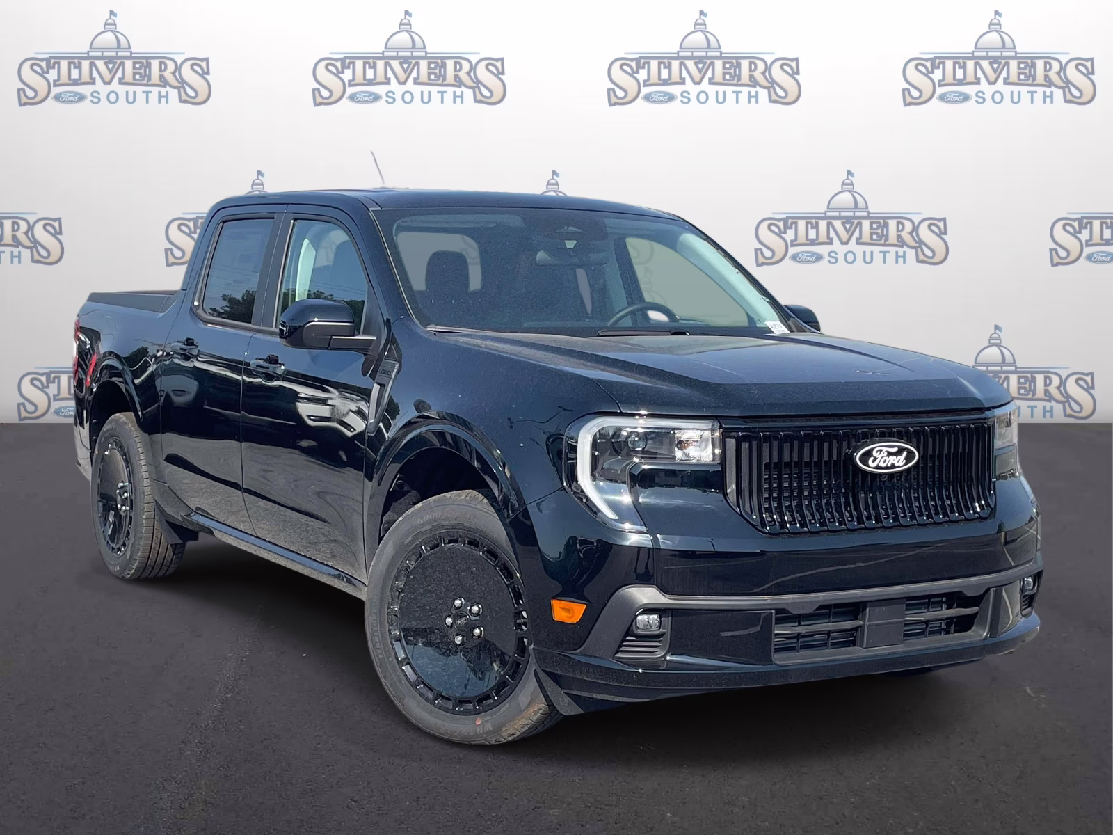 2025 Shadow Black Ford Maverick Lobo Standard AWD Truck
