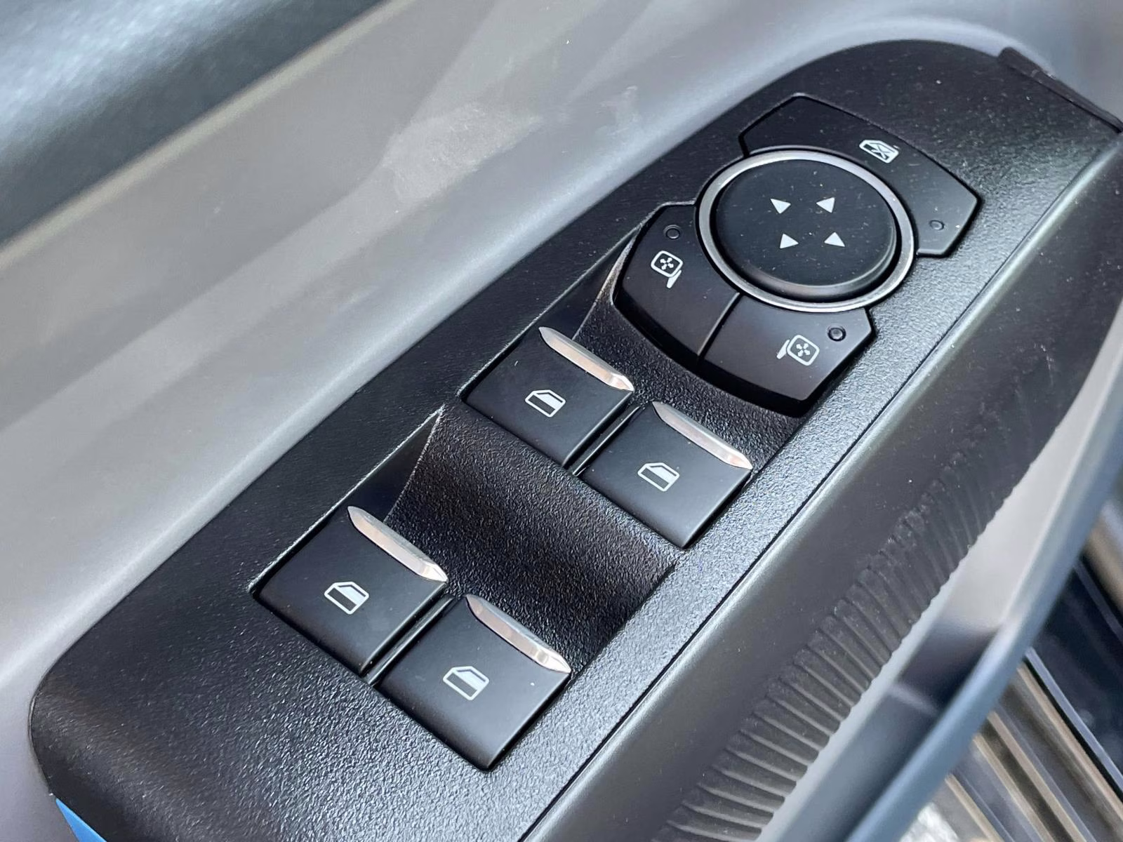 2025 Shadow Black Ford Maverick Lobo Standard AWD Truck