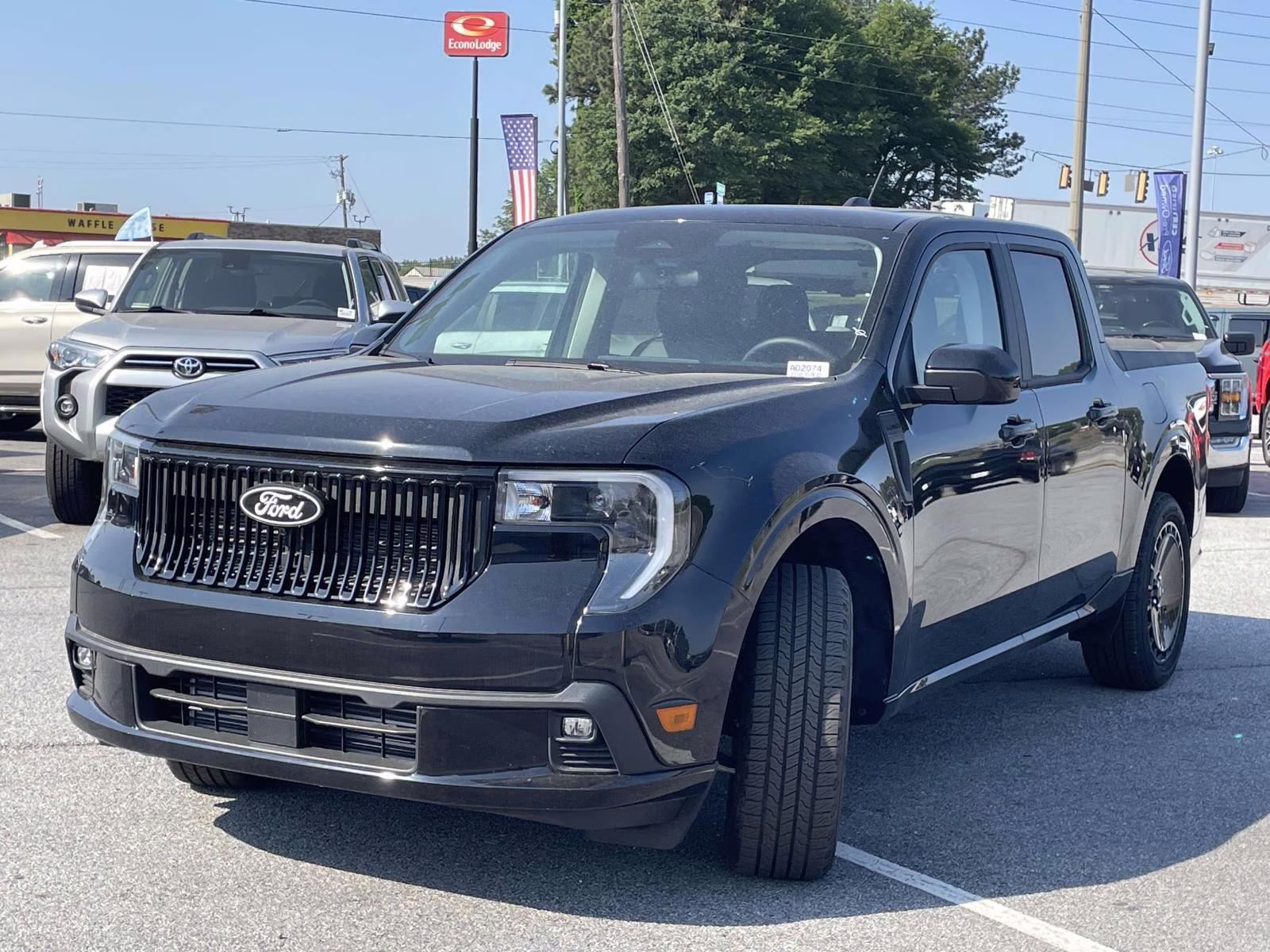 2025 Shadow Black Ford Maverick Lobo Standard AWD Truck