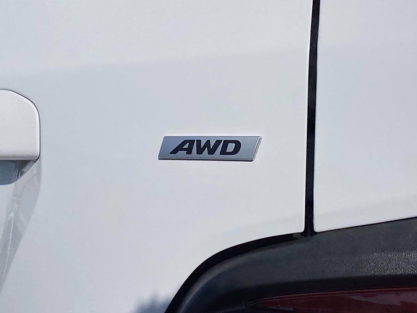 2021 Chalk White Hyundai Kona SE AWD SUV
