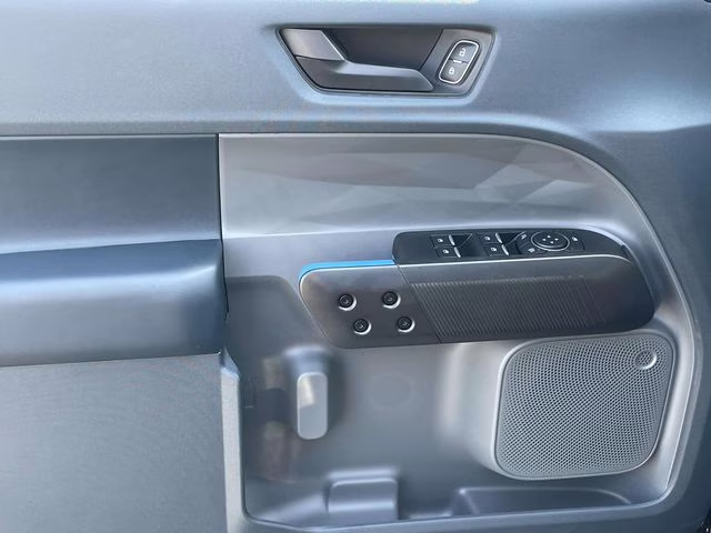 2025 Shadow Black Ford Maverick Lobo Standard AWD Truck