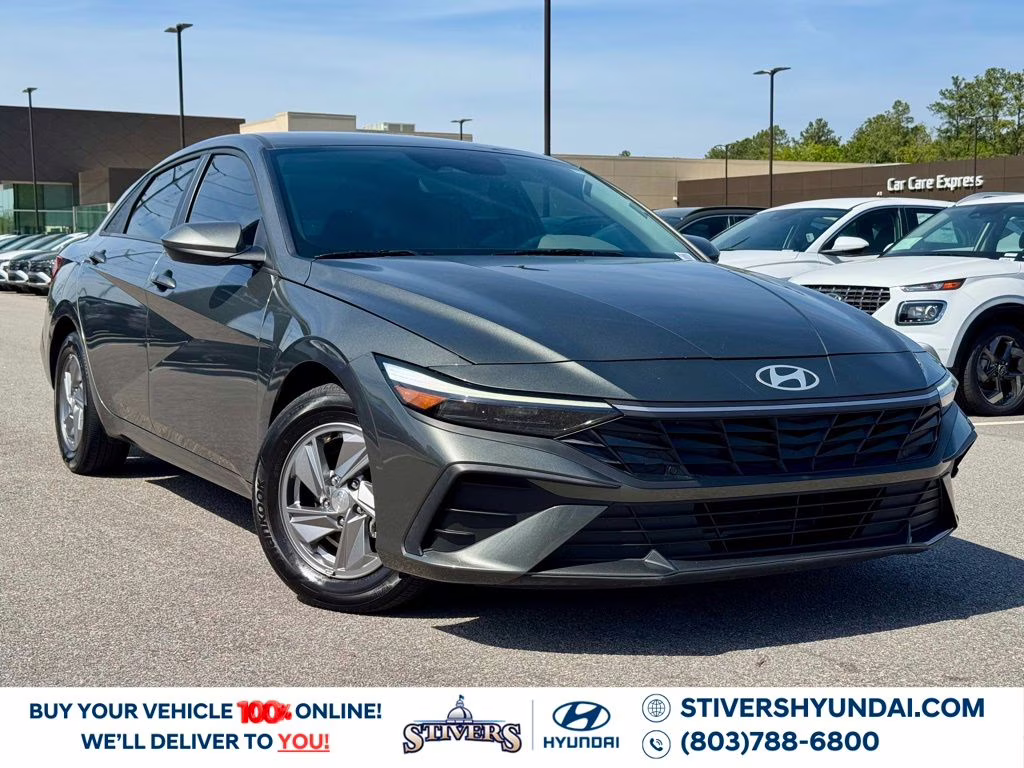 2025 Amazon Gray Hyundai Elantra SE FWD Sedan