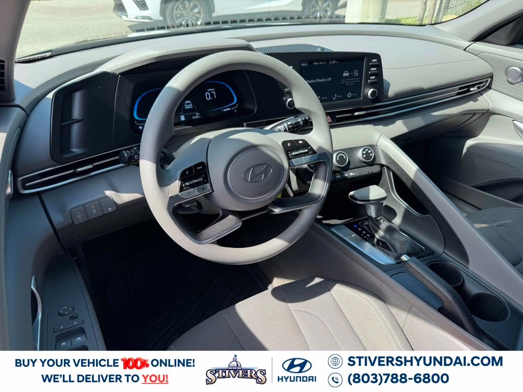 2025 Amazon Gray Hyundai Elantra SE FWD Sedan
