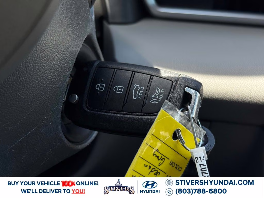 2025 Amazon Gray Hyundai Elantra SE FWD Sedan