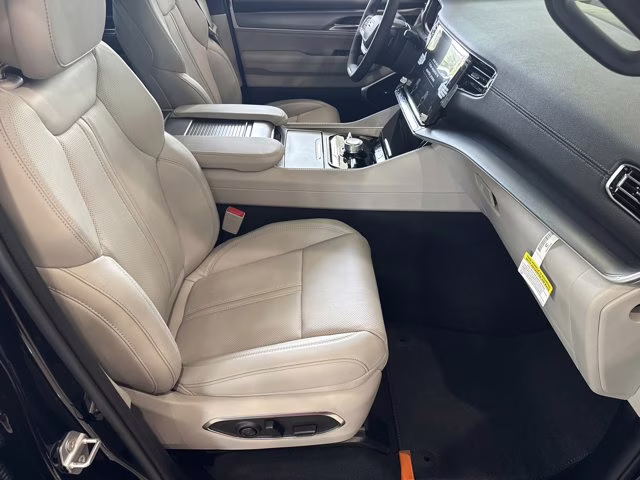 2026 High Gloss Black Jeep Grand Wagoneer Limited Altitude 4X4 SUV