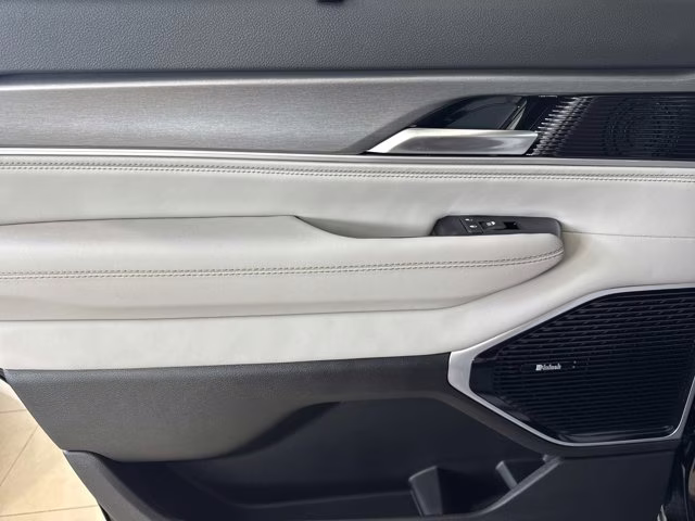 2026 High Gloss Black Jeep Grand Wagoneer Limited Altitude 4X4 SUV