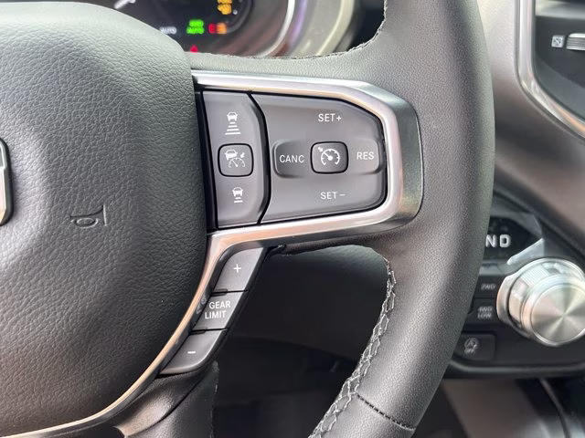 2026 Diamond Black Crystal Pearlcoat Ram 1500 Laramie 4X4 Truck