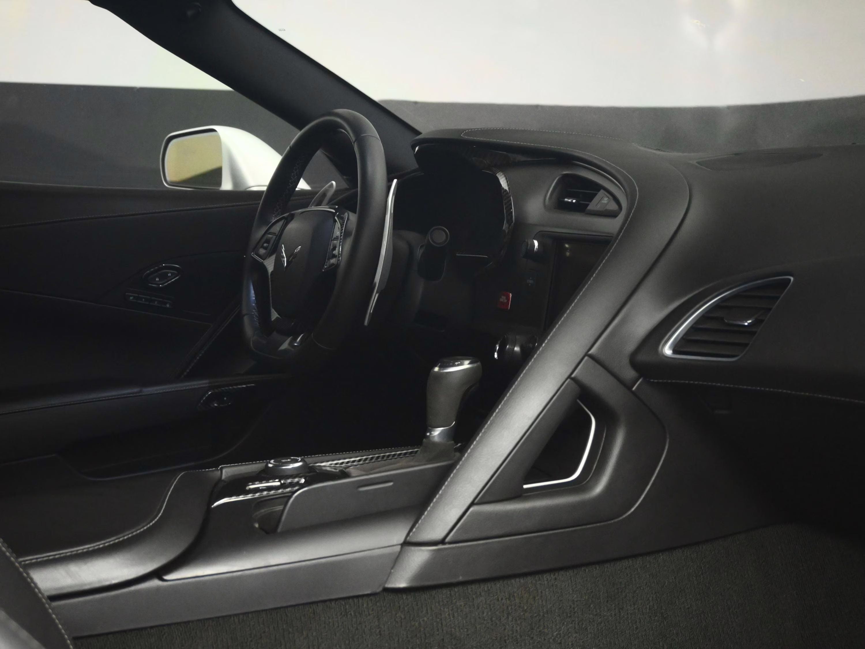 2016 Blade Silver Metallic Chevrolet Corvette Stingray Z51 RWD Coupe