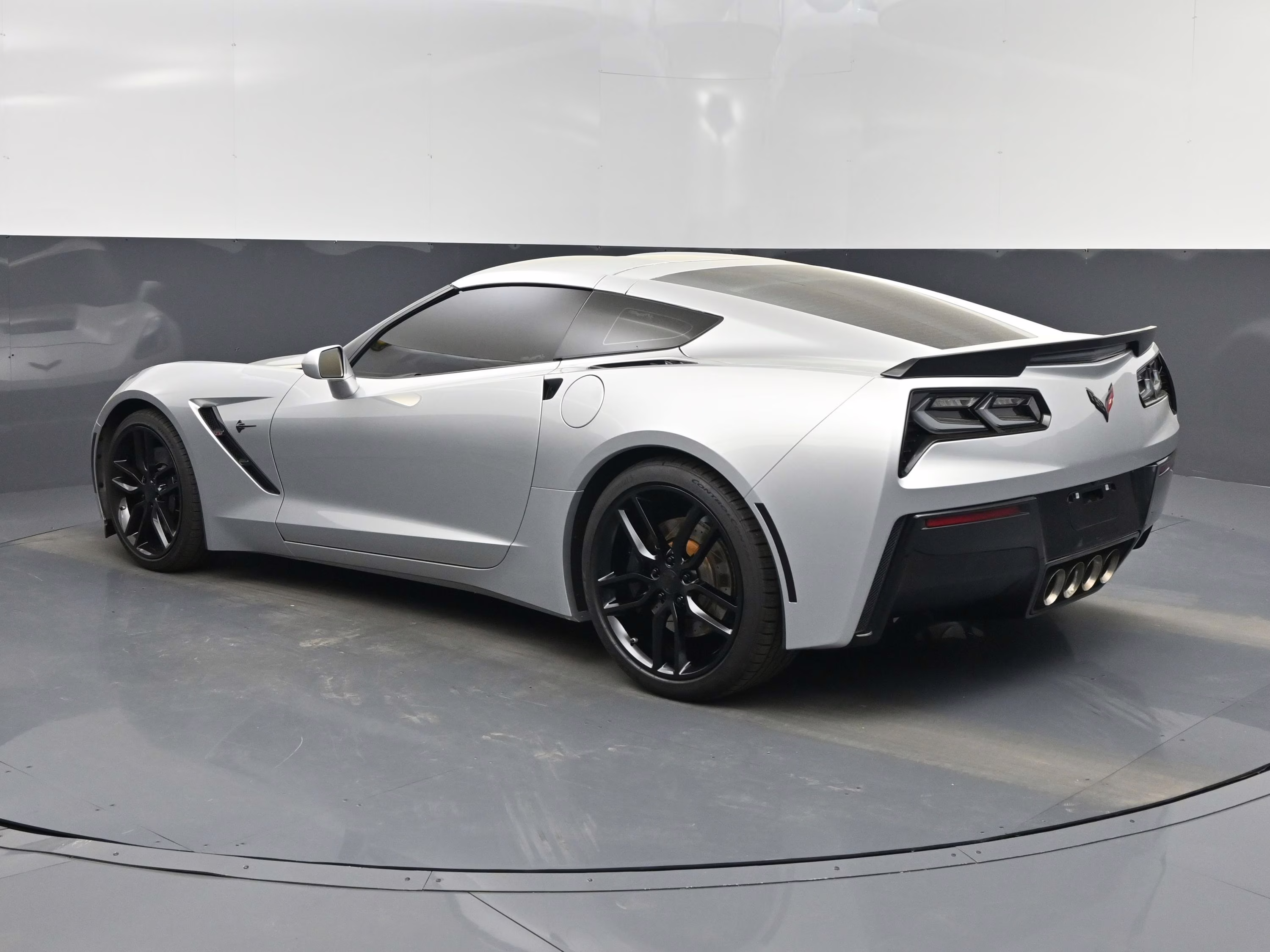 2016 Blade Silver Metallic Chevrolet Corvette Stingray Z51 RWD Coupe