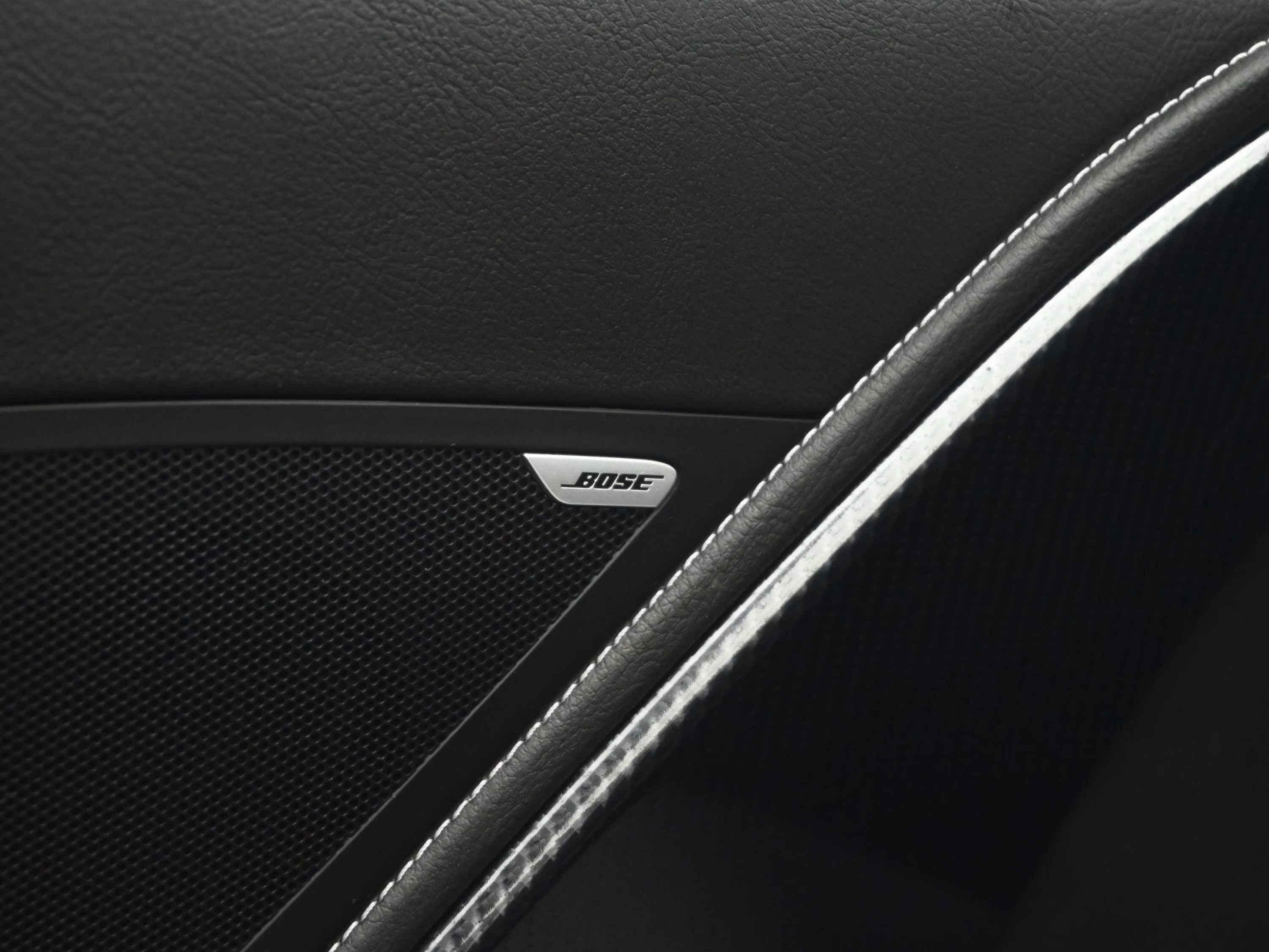 2016 Blade Silver Metallic Chevrolet Corvette Stingray Z51 RWD Coupe