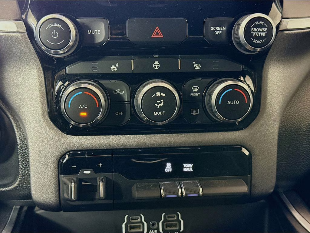 2023 Flame Red Clearcoat Ram 1500 Big Horn/Lone Star 4X4 Truck