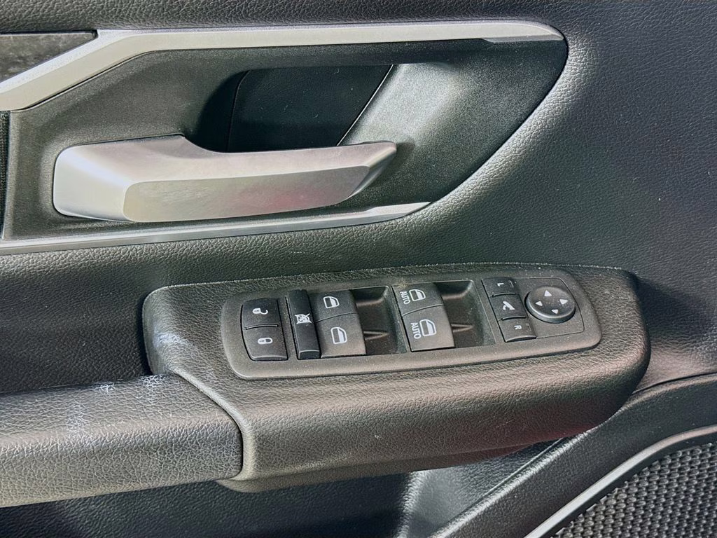 2023 Flame Red Clearcoat Ram 1500 Big Horn/Lone Star 4X4 Truck