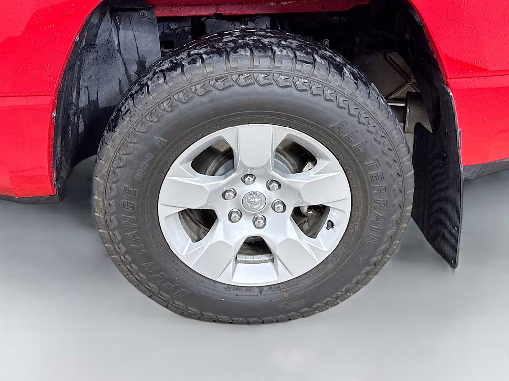 2023 Flame Red Clearcoat Ram 1500 Big Horn/Lone Star 4X4 Truck