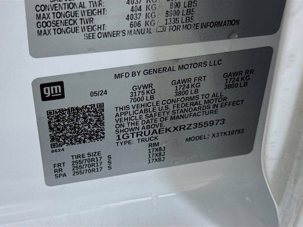 2024 Summit White GMC Sierra 1500 Pro 4X4 Truck