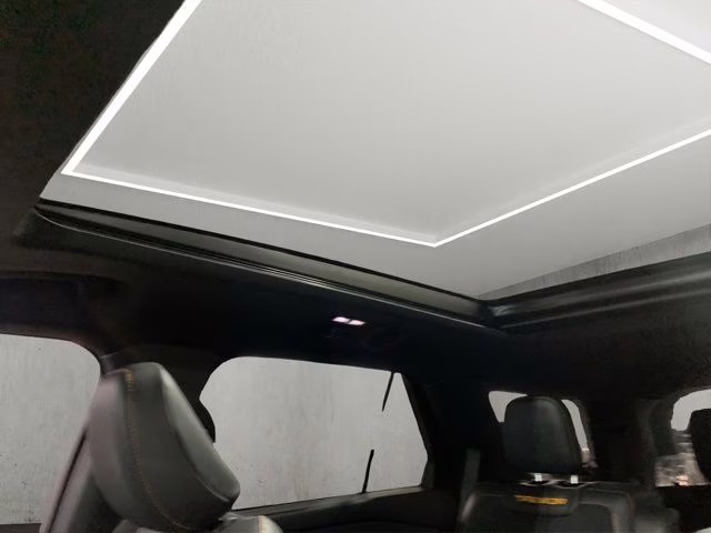 2026 Star White Metallic Tri-Coat Ford Explorer Tremor 4X4 SUV