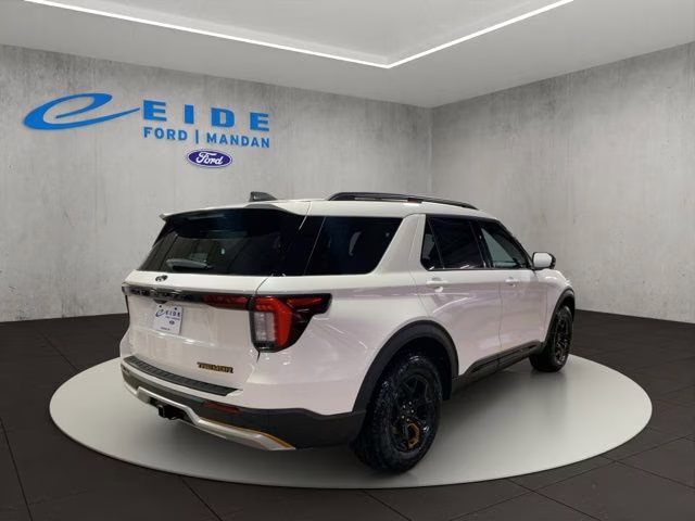 2026 Star White Metallic Tri-Coat Ford Explorer Tremor 4X4 SUV