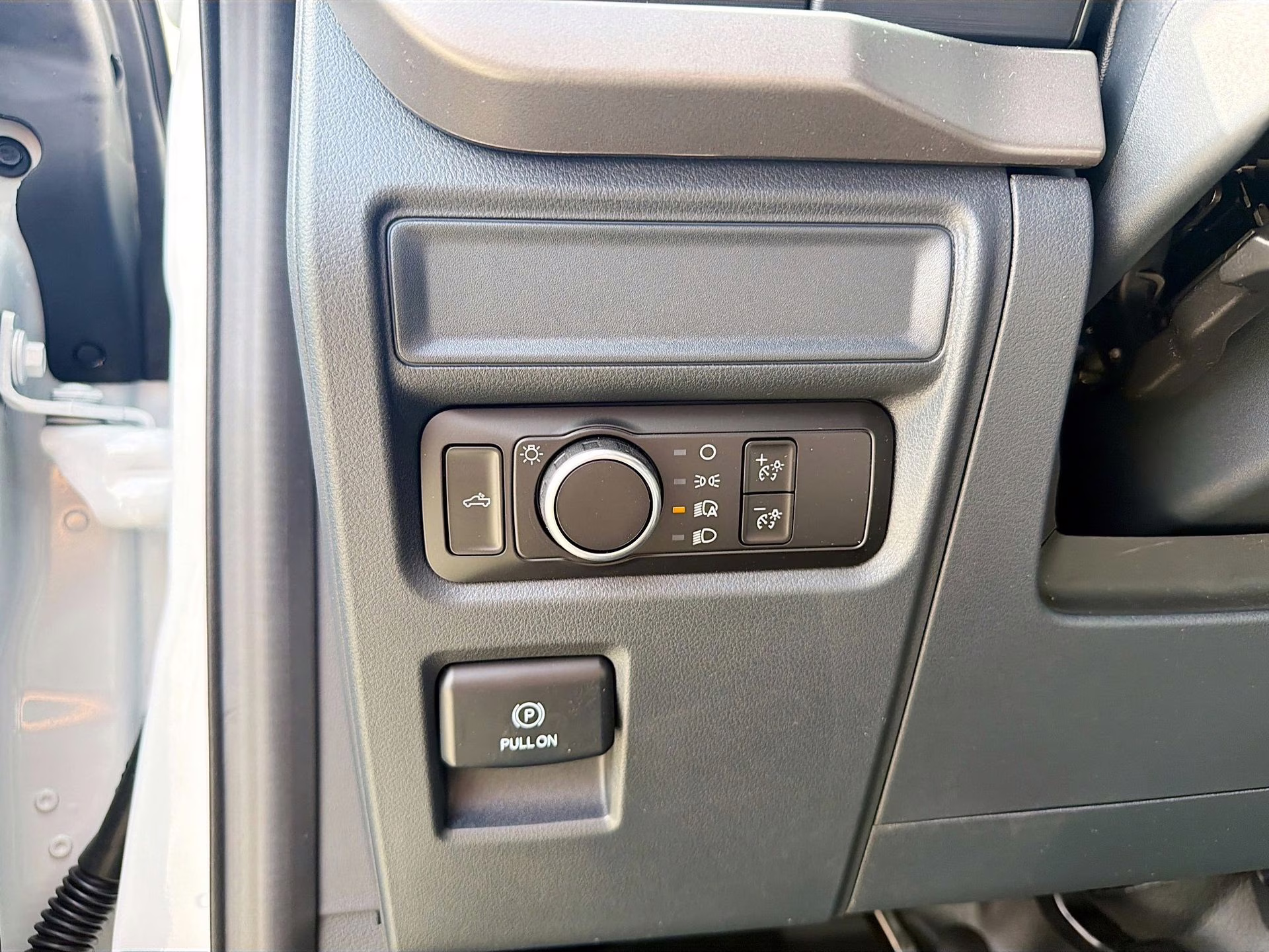 2026 Oxford White Ford F-150 XL RWD Truck