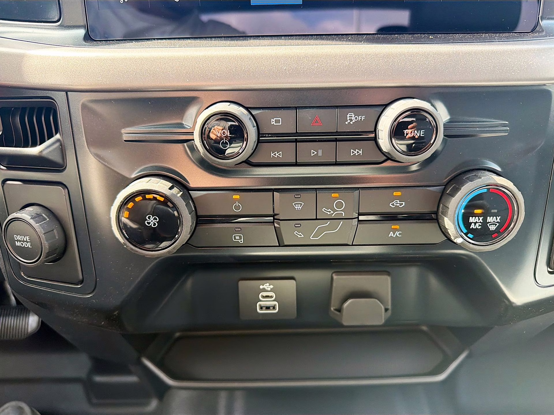 2026 Oxford White Ford F-150 XL RWD Truck