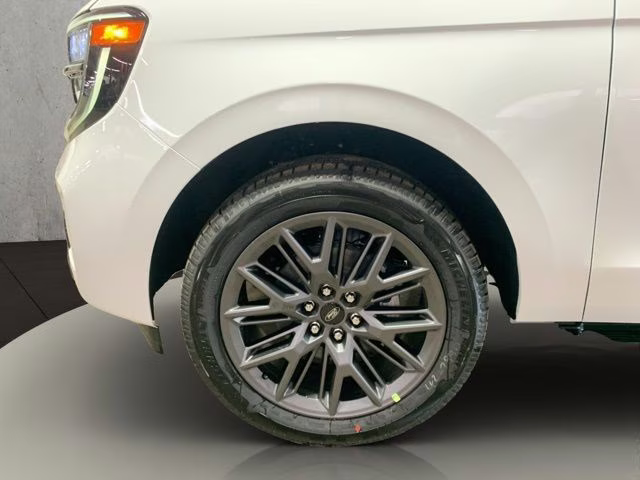 2026 Oxford White Ford Expedition Max Platinum 4X4 SUV