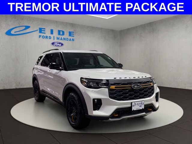 2026 Star White Metallic Tri-Coat Ford Explorer Tremor 4X4 SUV