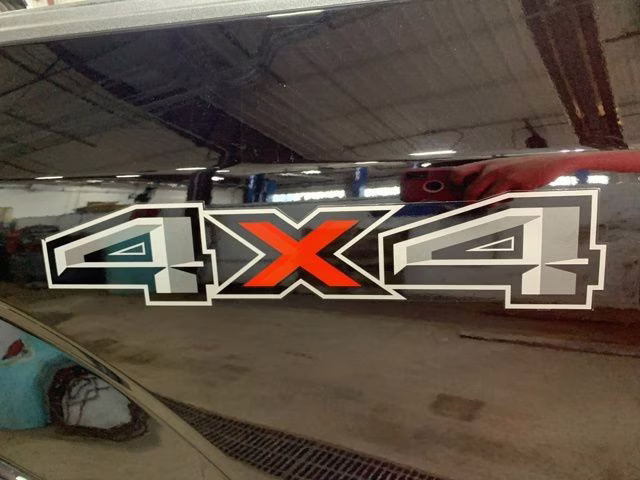 2019 Black Metallic Ford F-150 Lariat 4X4 Truck