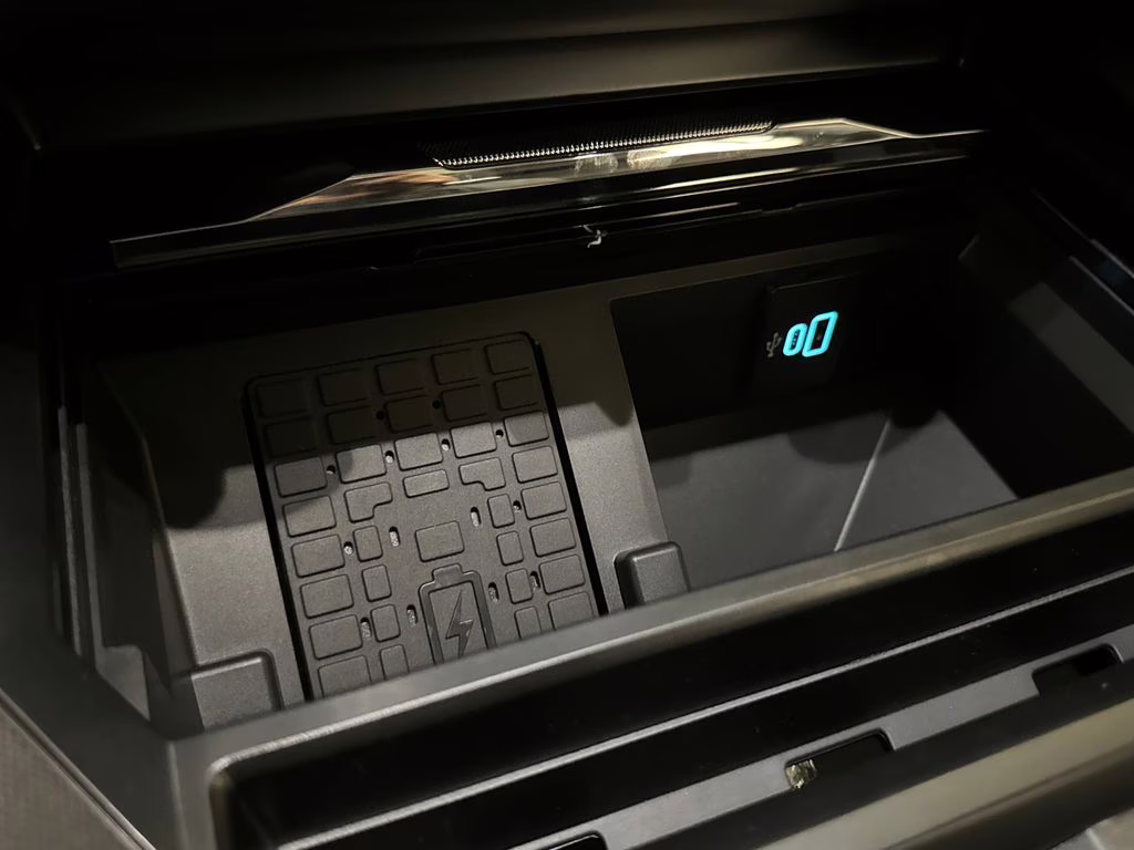 2026 Carbonized Gray Metallic Ford Super Duty F-250 SRW Lariat 4X4 Truck