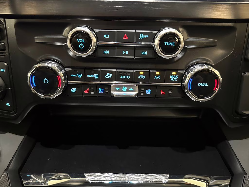 2026 Carbonized Gray Metallic Ford Super Duty F-250 SRW Lariat 4X4 Truck