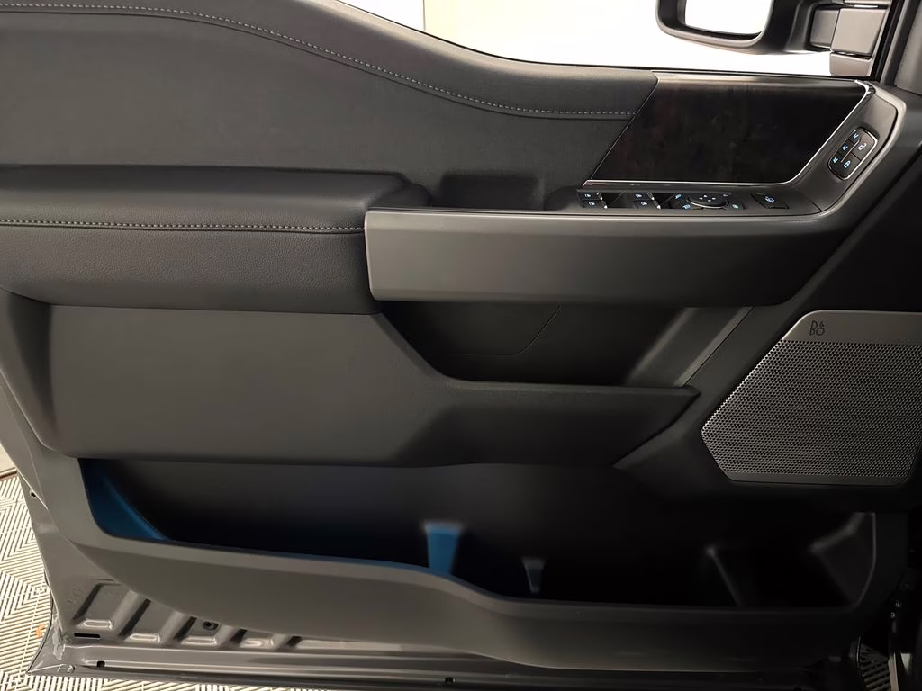 2026 Carbonized Gray Metallic Ford Super Duty F-250 SRW Lariat 4X4 Truck