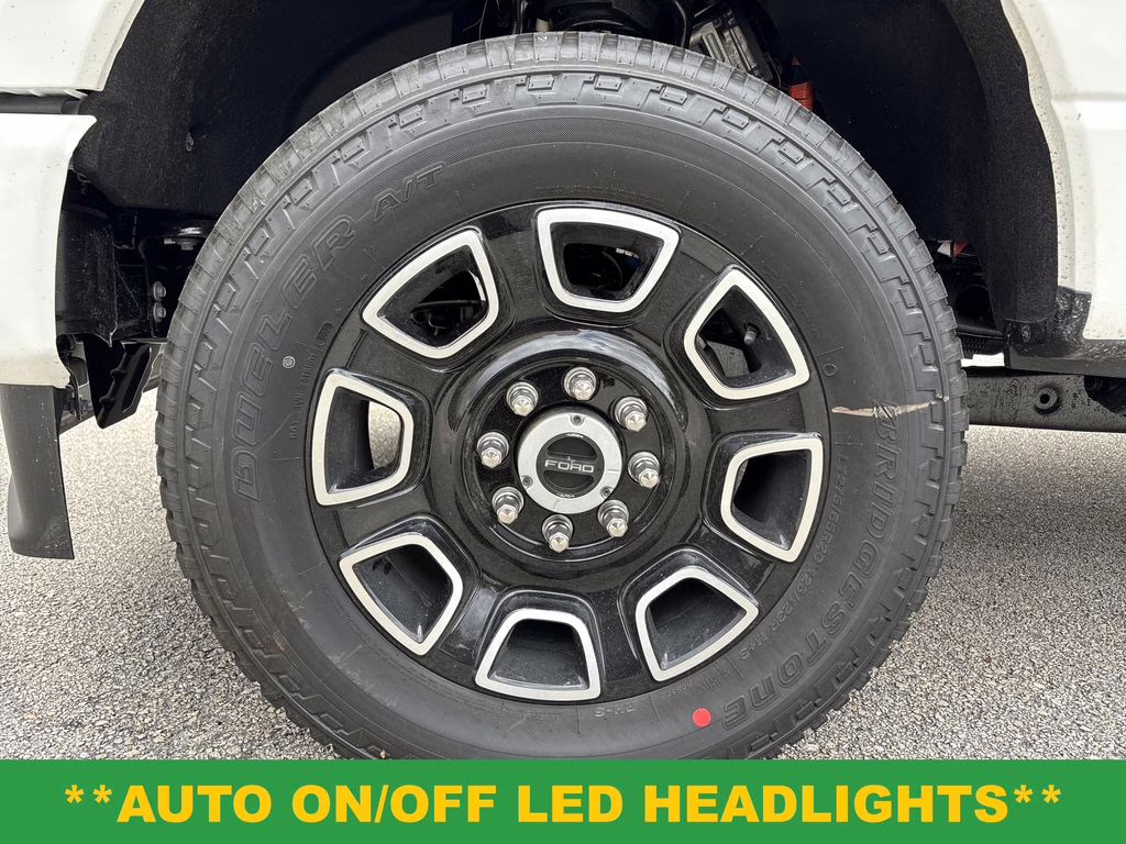 2026 Star White Metallic Tri-Coat Ford Super Duty F-350 SRW Platinum 4X4 Truck
