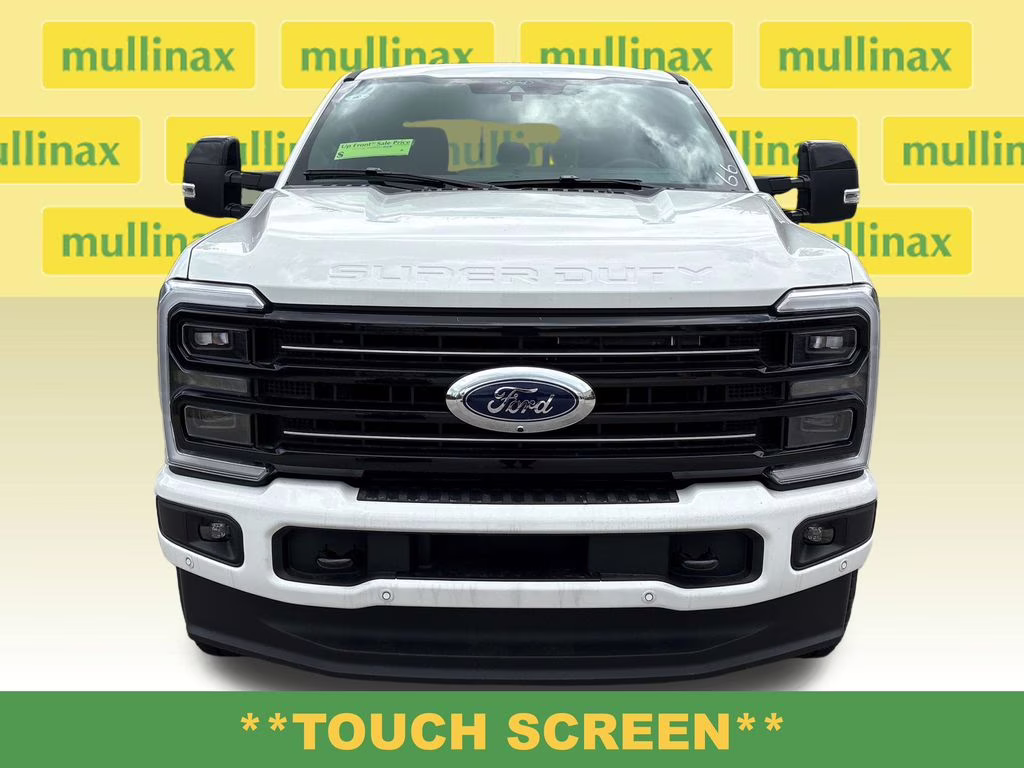 2026 Star White Metallic Tri-Coat Ford Super Duty F-350 SRW Platinum 4X4 Truck