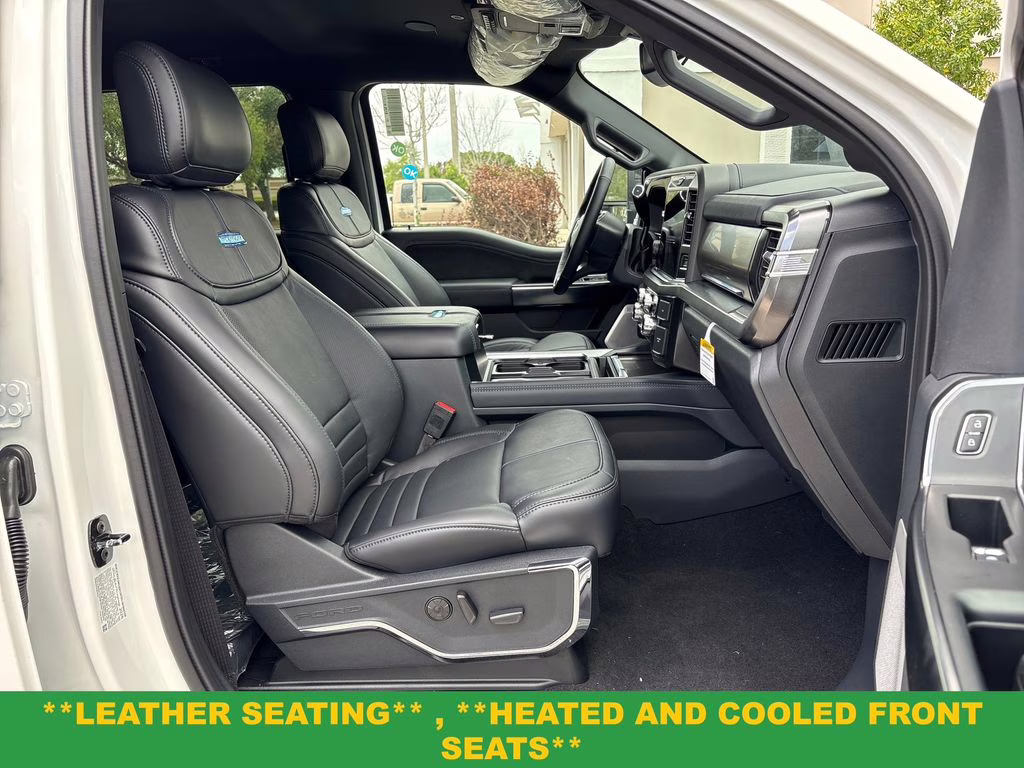 2026 Star White Metallic Tri-Coat Ford Super Duty F-350 SRW Platinum 4X4 Truck