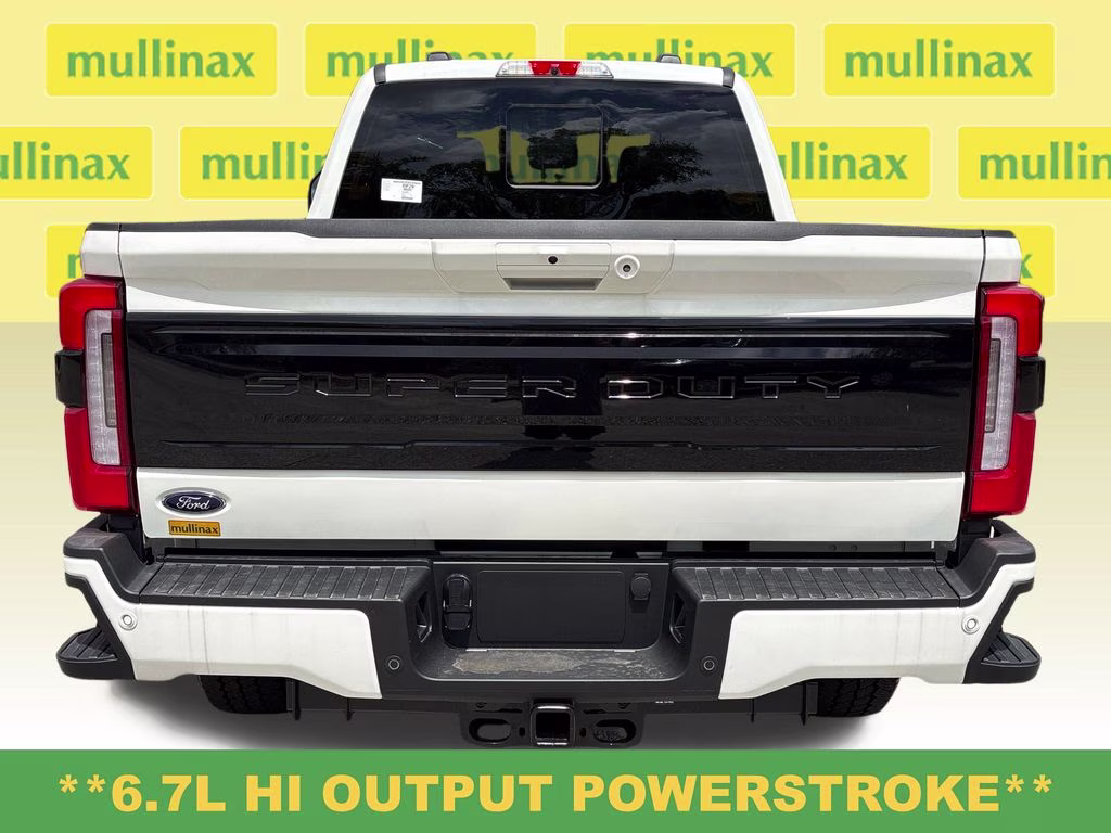 2026 Star White Metallic Tri-Coat Ford Super Duty F-350 SRW Platinum 4X4 Truck