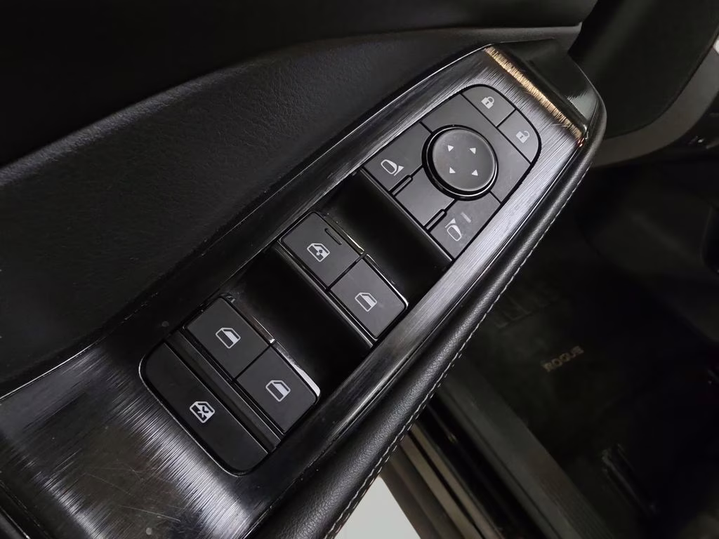 2025 Super Black Nissan Rogue SV AWD SUV