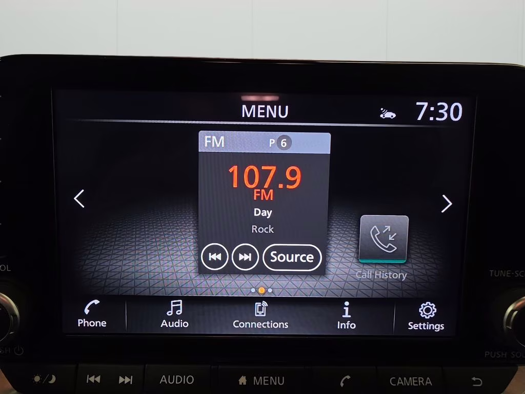 2025 Super Black Nissan Rogue SV AWD SUV